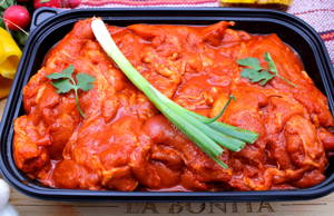 Pollo Preparado Estilo La Bonita/ La Bonita style marinated chicken