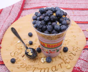 Yogurt De Mixed Berris Y Granola Cup 20z