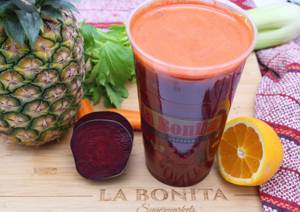Licuado Mix or Jugo Vampiro Grande