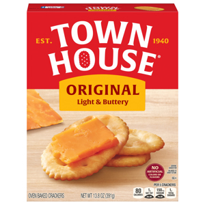 Town House Light & Buttery Oven Baked Original Crackers, 13.8 oz (391 g)