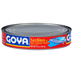 Goya Wild Caught Sardines in Hot Tomato Sauce, 15 oz (425 g)