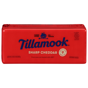 Tillamook Cheese, Sharp Cheddar, 32 oz (2 lb) 907 g