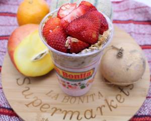 Yogurt De Fresa C/Granola Cup 20z